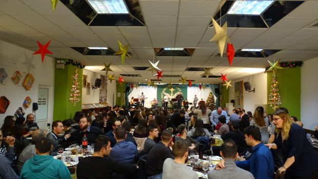 Κοπή Βασιλόπιτας Στελεχών του Νεανικού Έργου Κοπή Βασιλόπιτας Στελεχών του Νεανικού Έργου