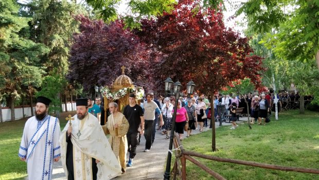 Περιφορά της Ιεράς Εικόνας και Πανηγυρικός Εσπερινός του Αγίου Αθανασίου