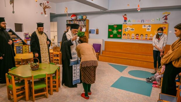 Όμορφες Πνευματικές Συναντήσεις στην Αυλή του Αγίου Αθανασίου Ευόσμου